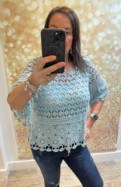 Crochet top with cami